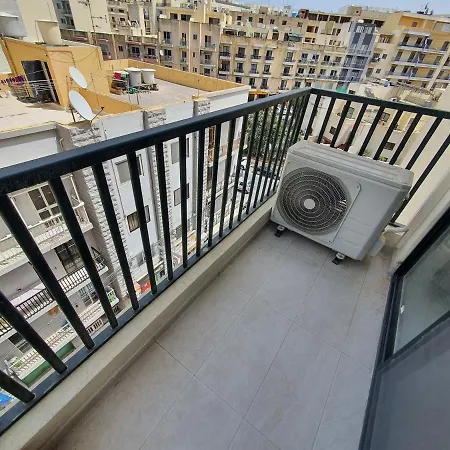 Pretty 2 Bedroom Apartment With Shared Pool St. Paul's Bay Exterior photo