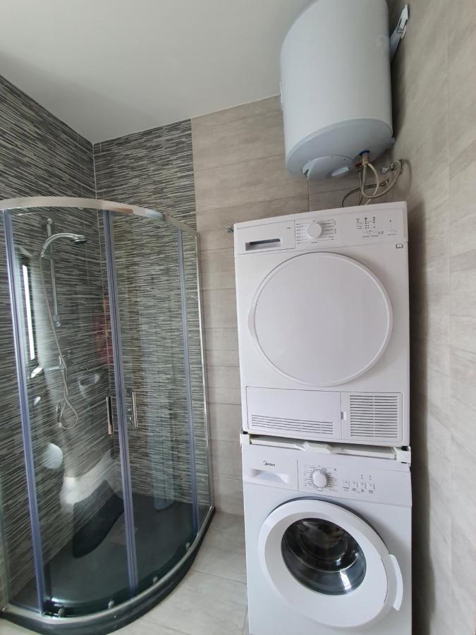 Pretty 2 Bedroom With Shared Pool * St. Paul's Bay