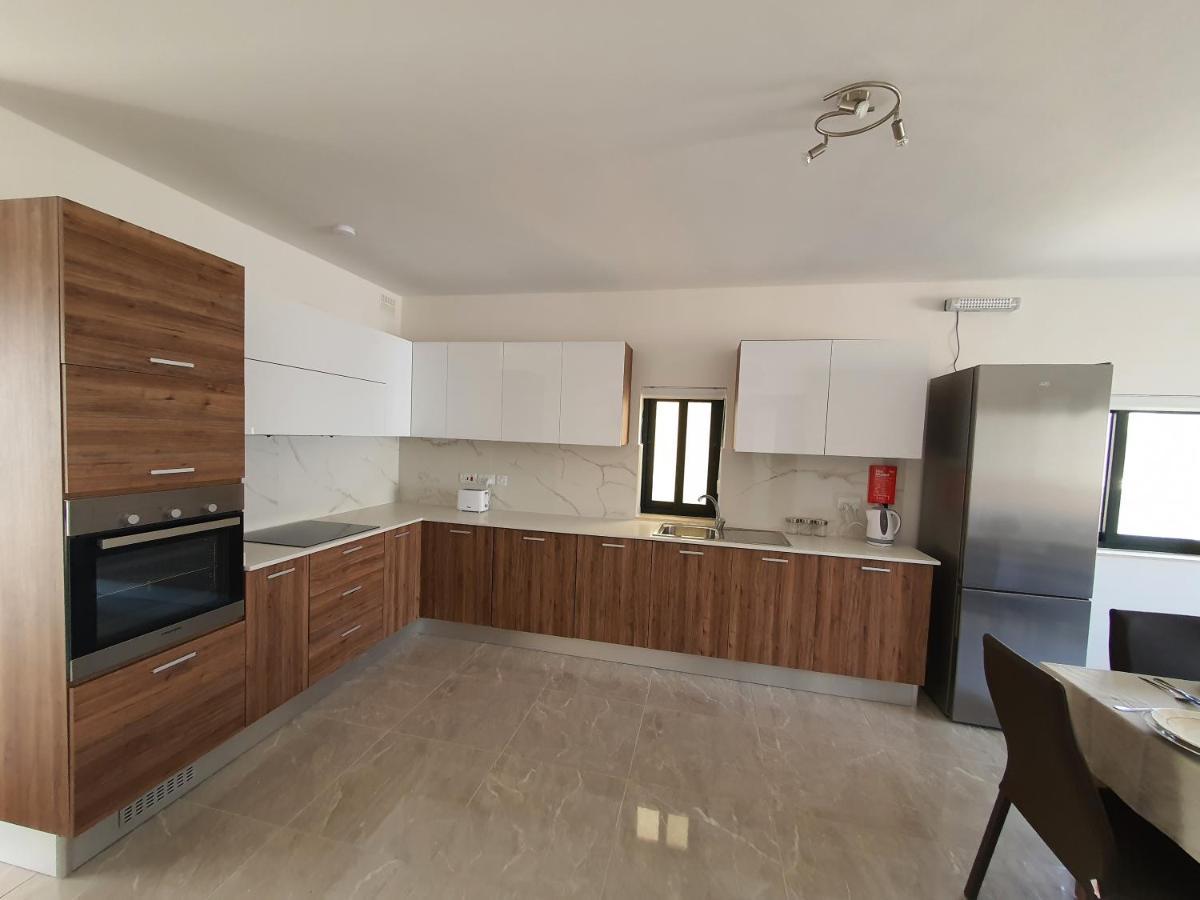 Pretty 2 Bedroom With Shared Pool * St. Paul's Bay